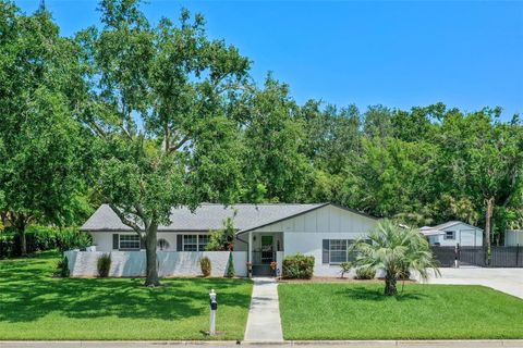 711 VALENCIA COURT WINTER GARDEN FL 34787