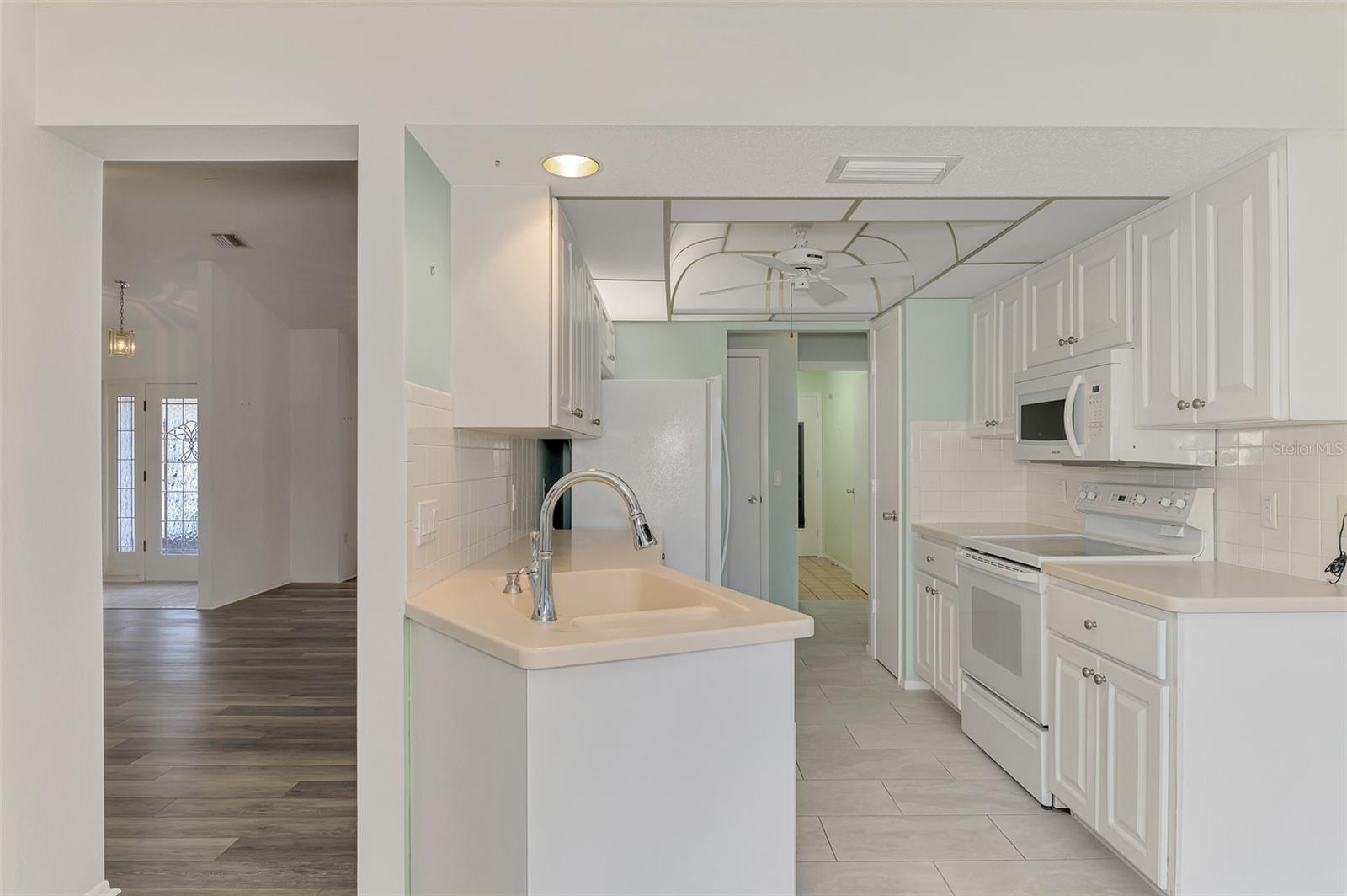 GULF VIEW ESTATES - Residential