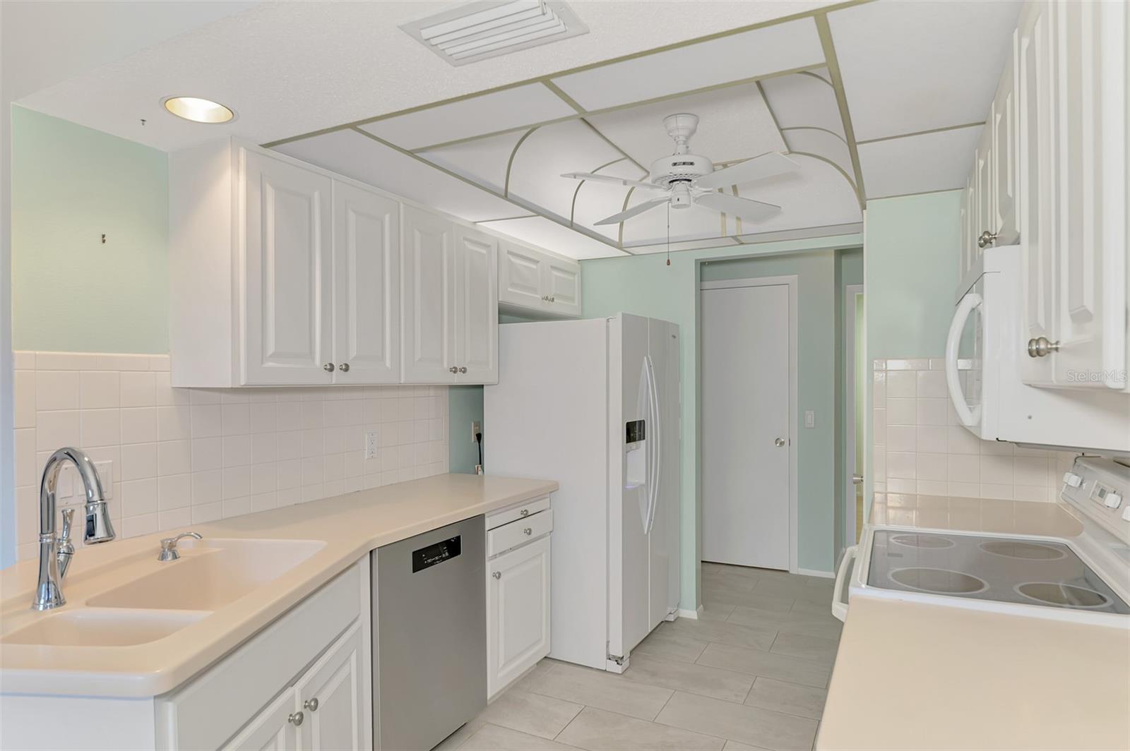 GULF VIEW ESTATES - Residential