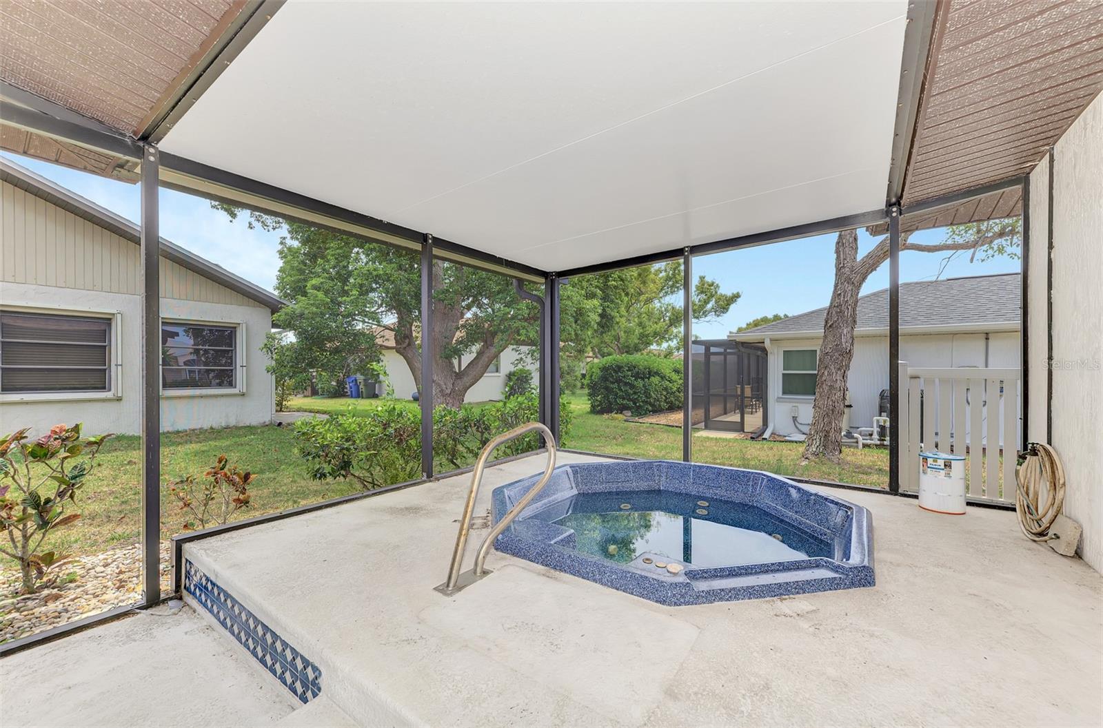 GULF VIEW ESTATES - Residential
