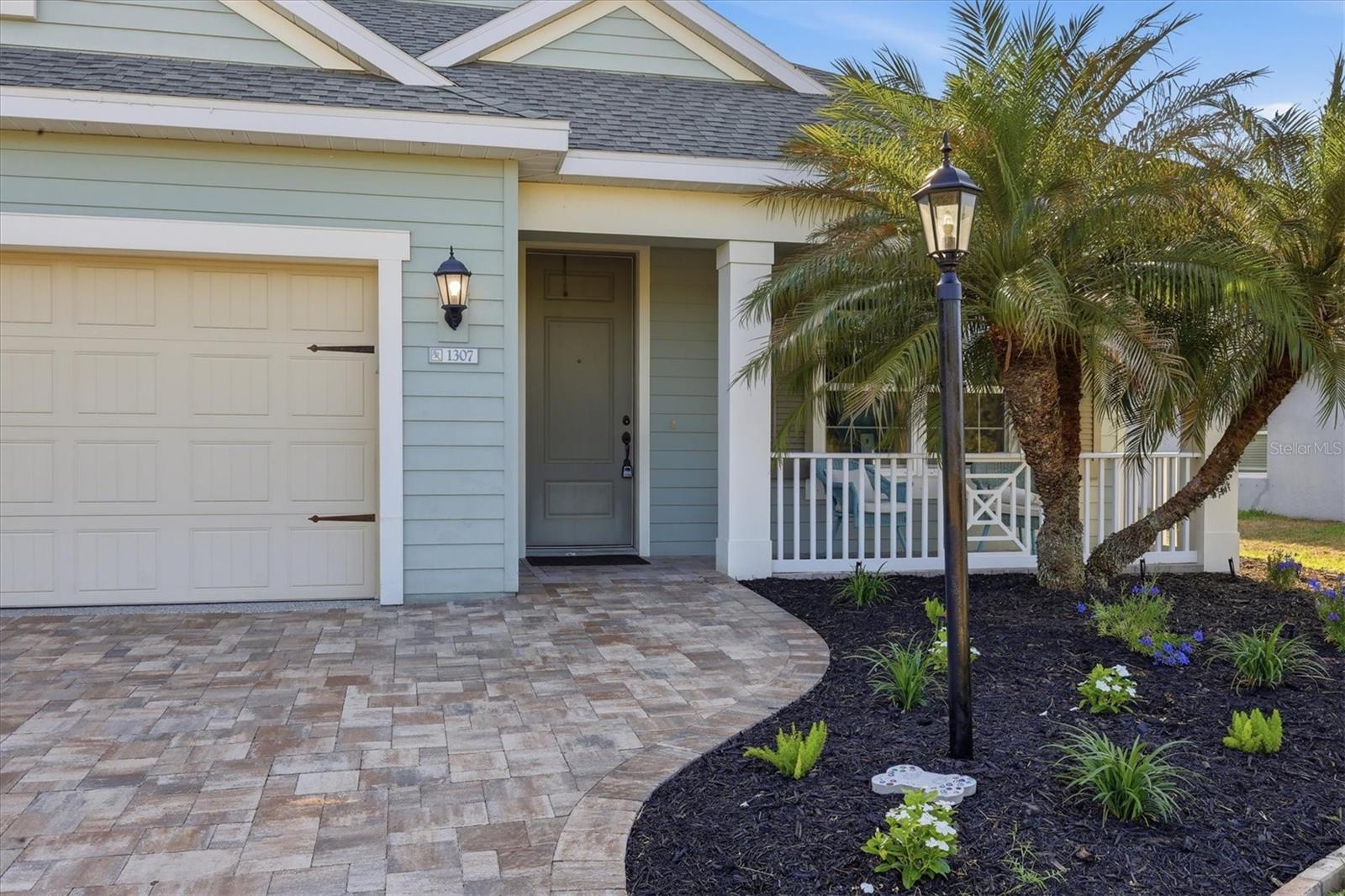 1307 THORNBURY DRIVE