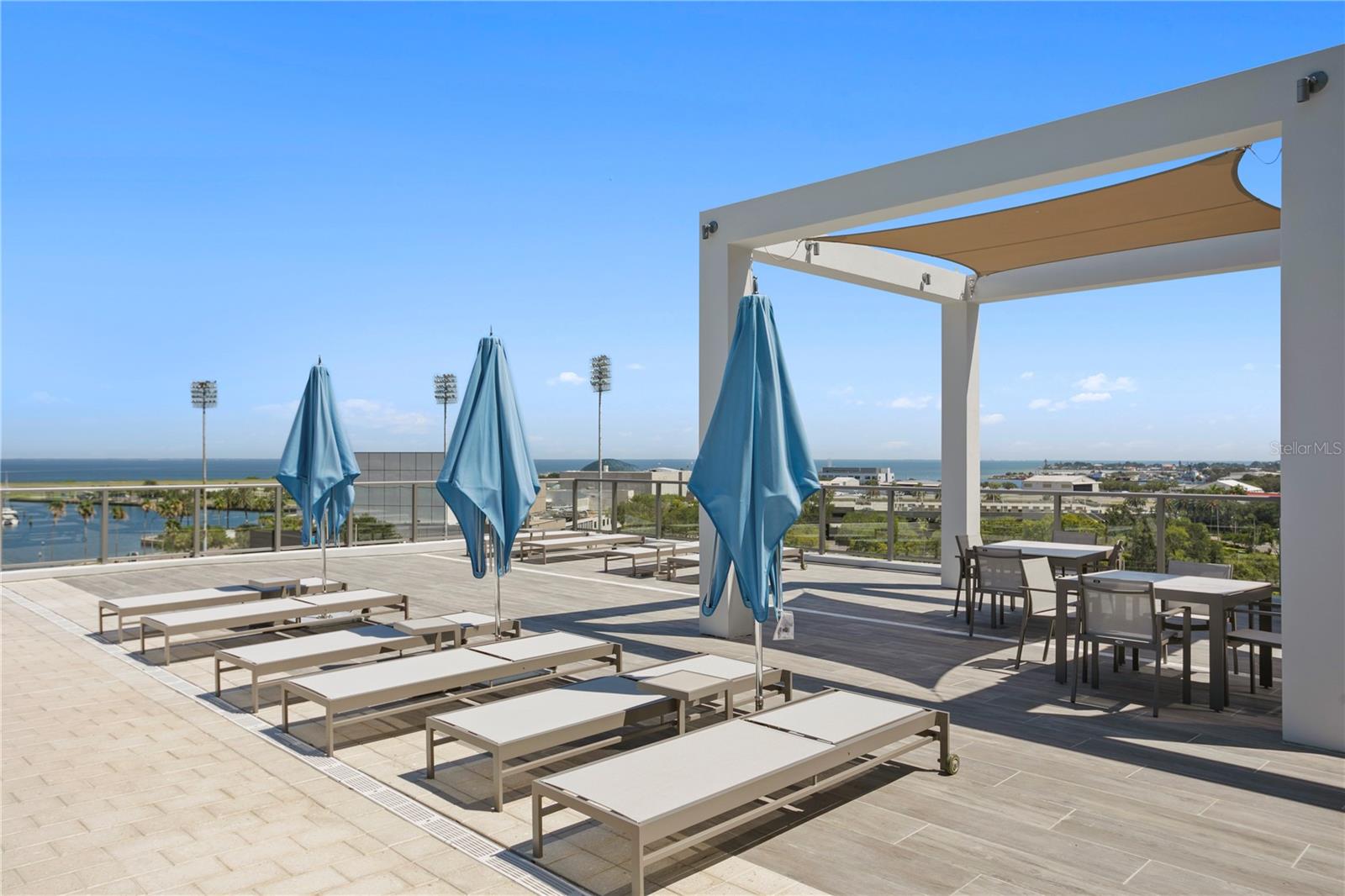 SALTAIRE CONDO - Residential