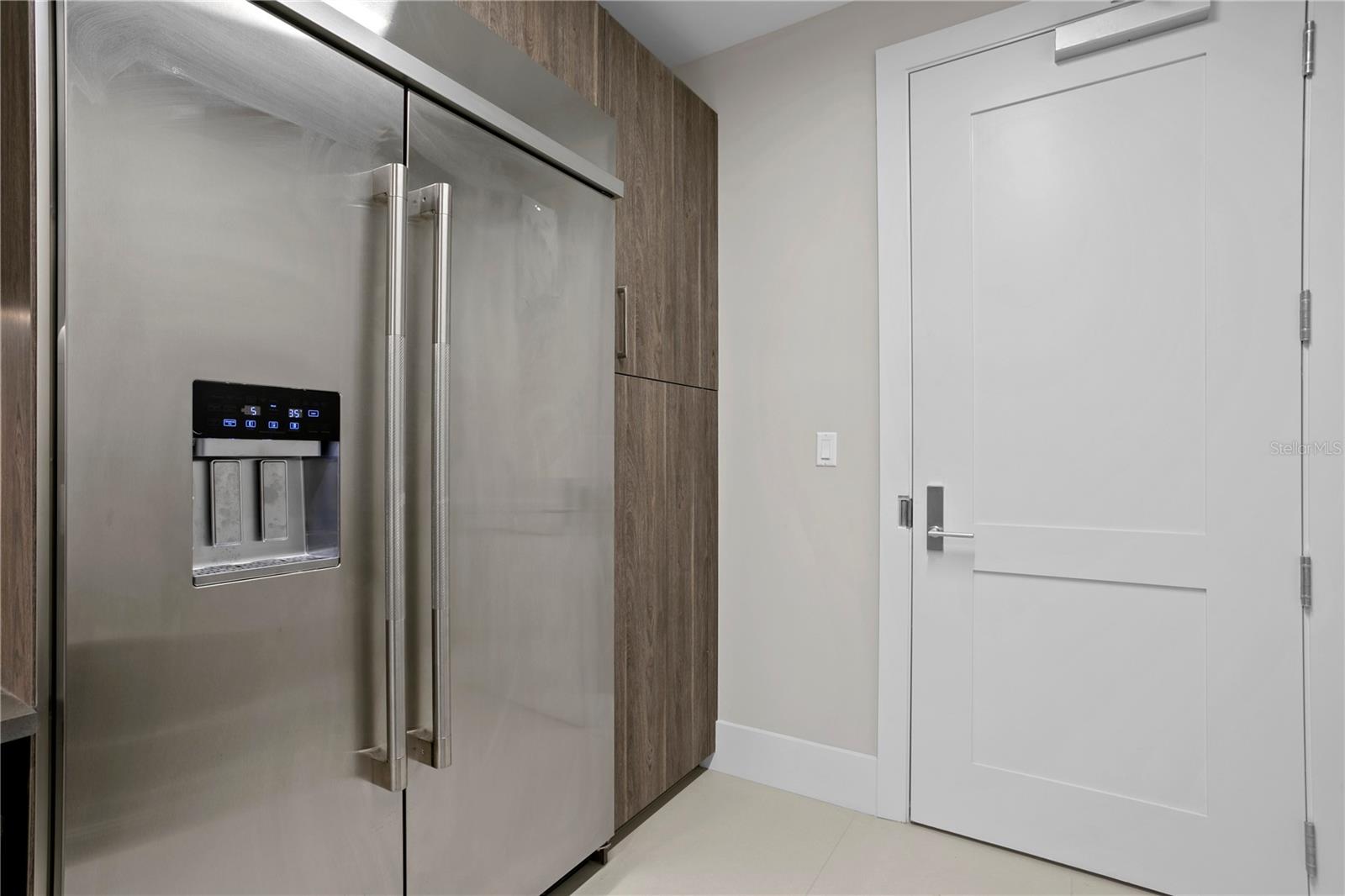 SALTAIRE CONDO - Residential