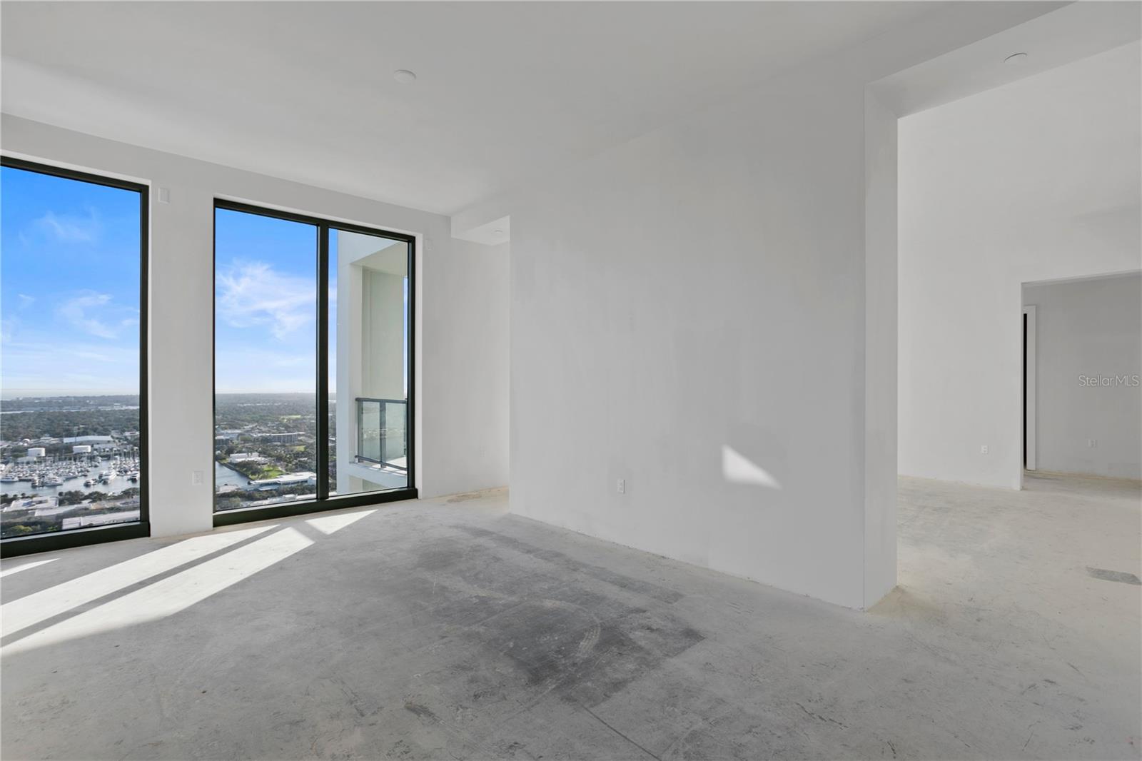 SALTAIRE CONDO - Residential