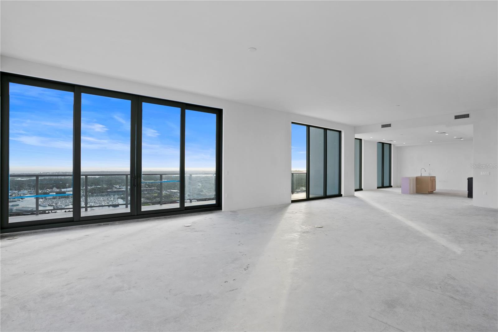 SALTAIRE CONDO - Residential