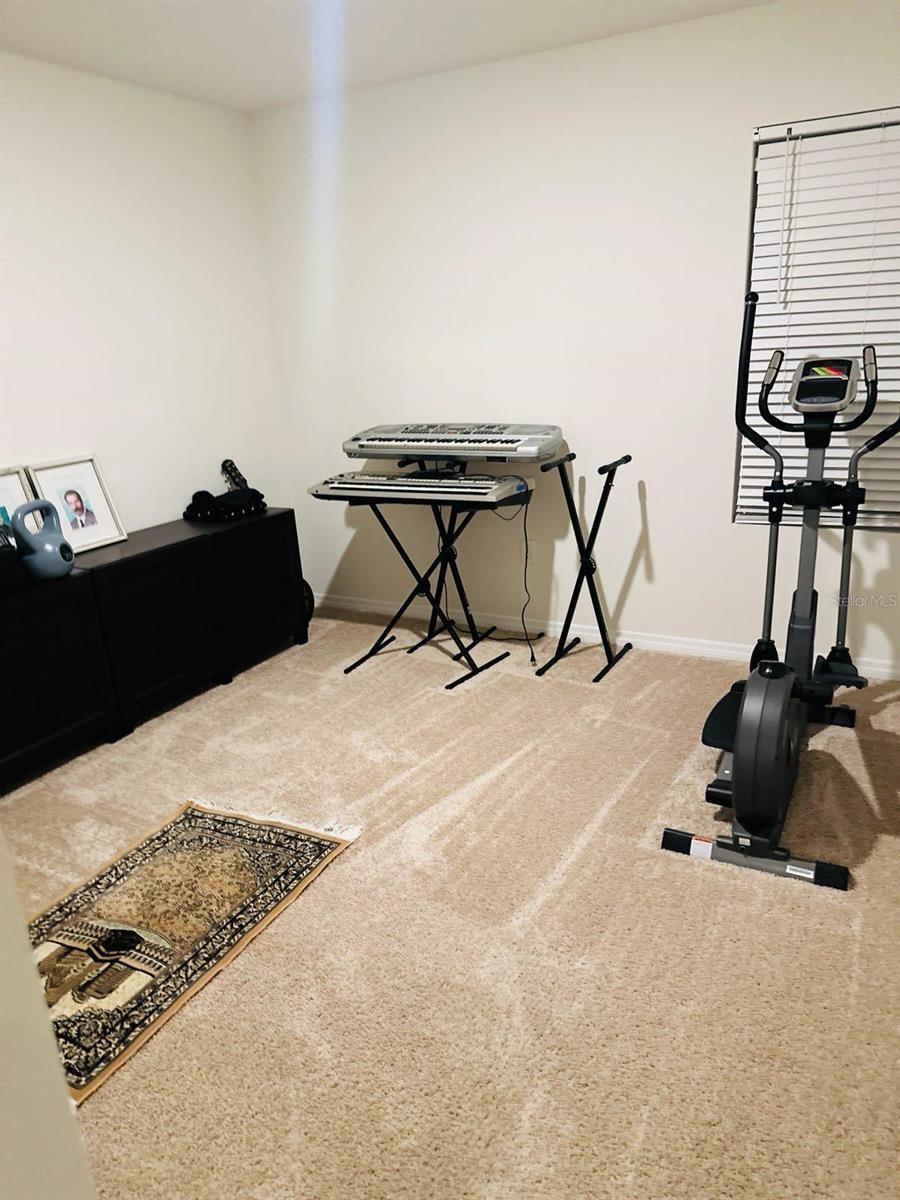 EPPERSON RANCH PH 6-2 - Residential Lease