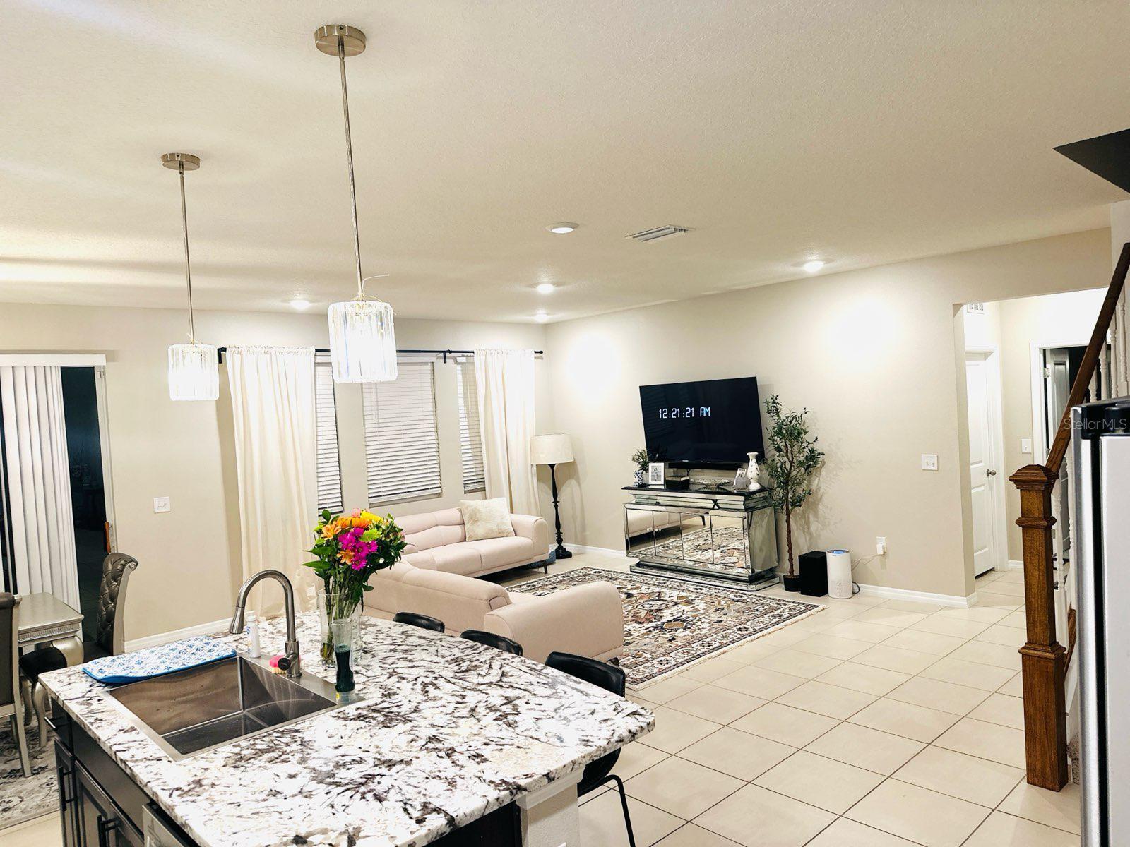 EPPERSON RANCH PH 6-2 - Residential Lease