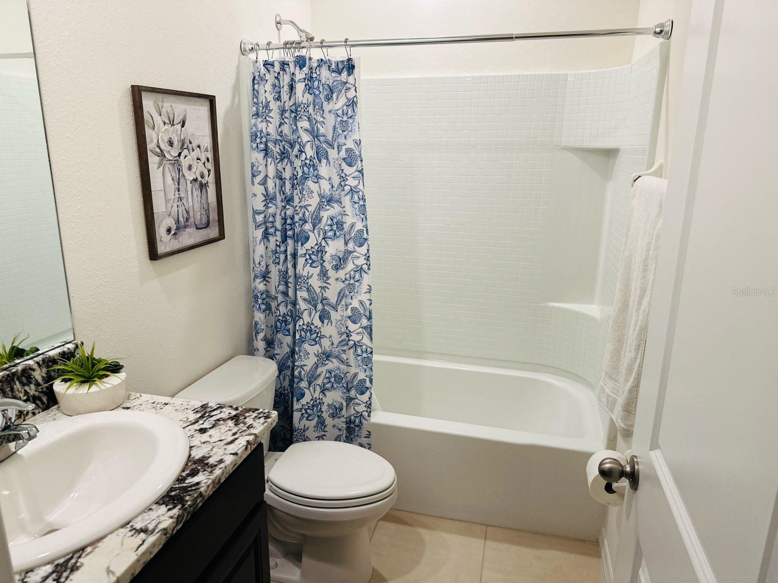 EPPERSON RANCH PH 6-2 - Residential Lease