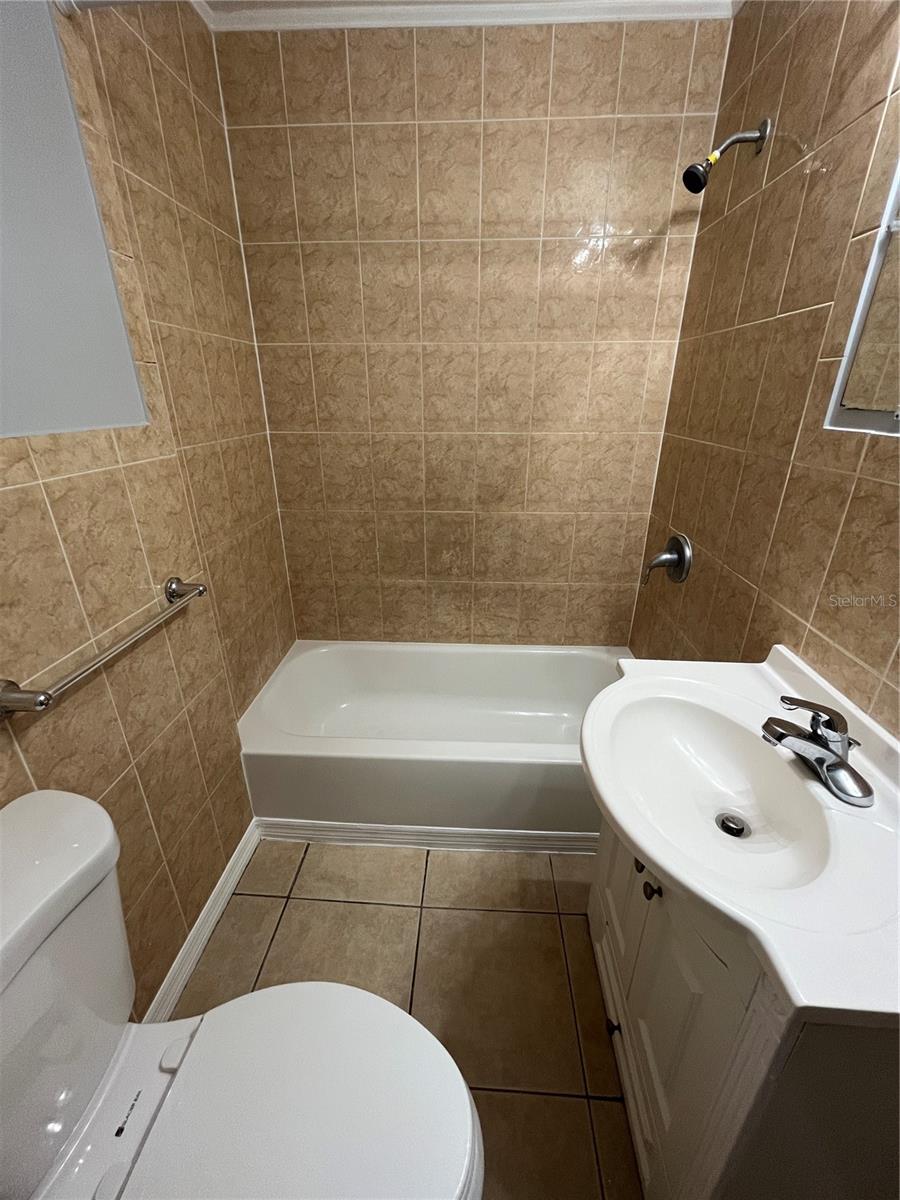 MOORES F M SUB - Residential Lease