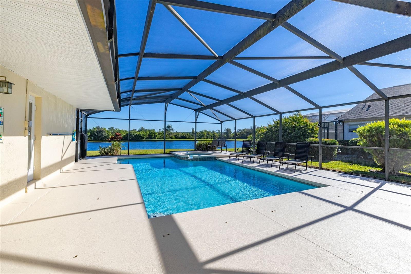 ORANGE TREE PH 04 LT 401 BEING IN 15-24-2 - Residential