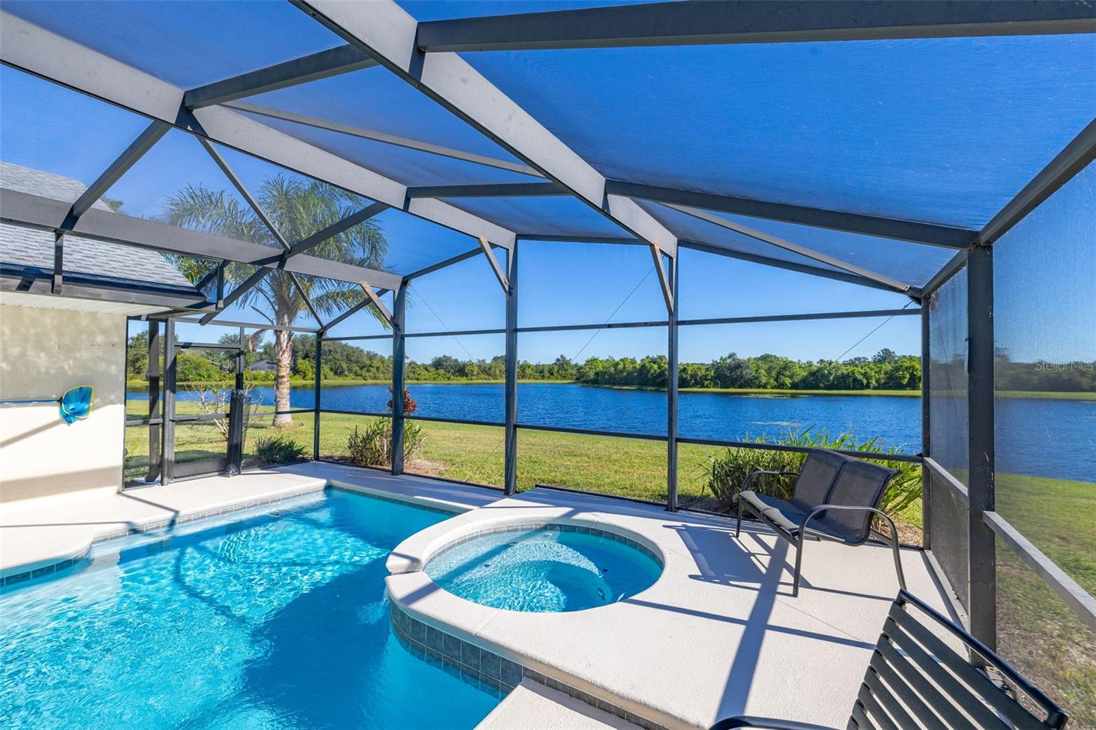 ORANGE TREE PH 04 LT 401 BEING IN 15-24-2 - Residential