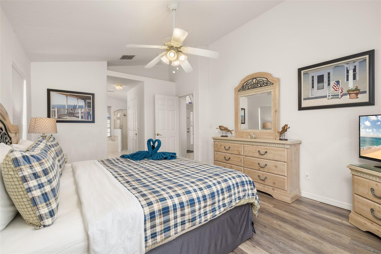 ORANGE TREE PH 04 LT 401 BEING IN 15-24-2 - Residential