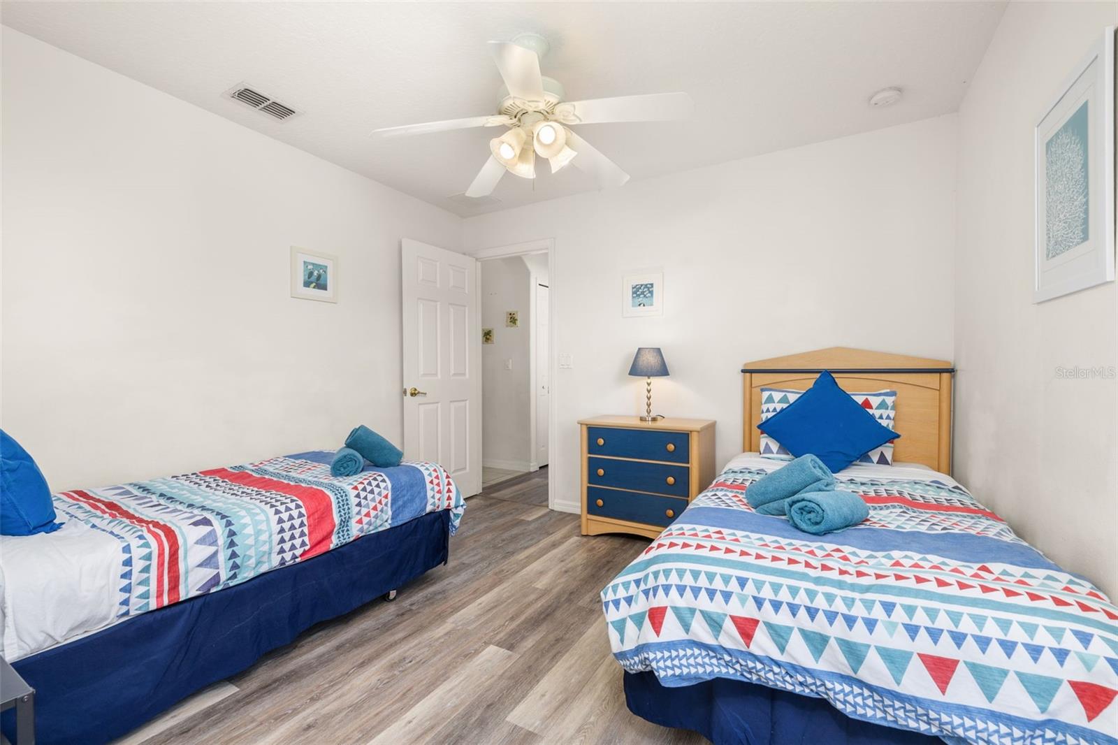 ORANGE TREE PH 04 LT 401 BEING IN 15-24-2 - Residential