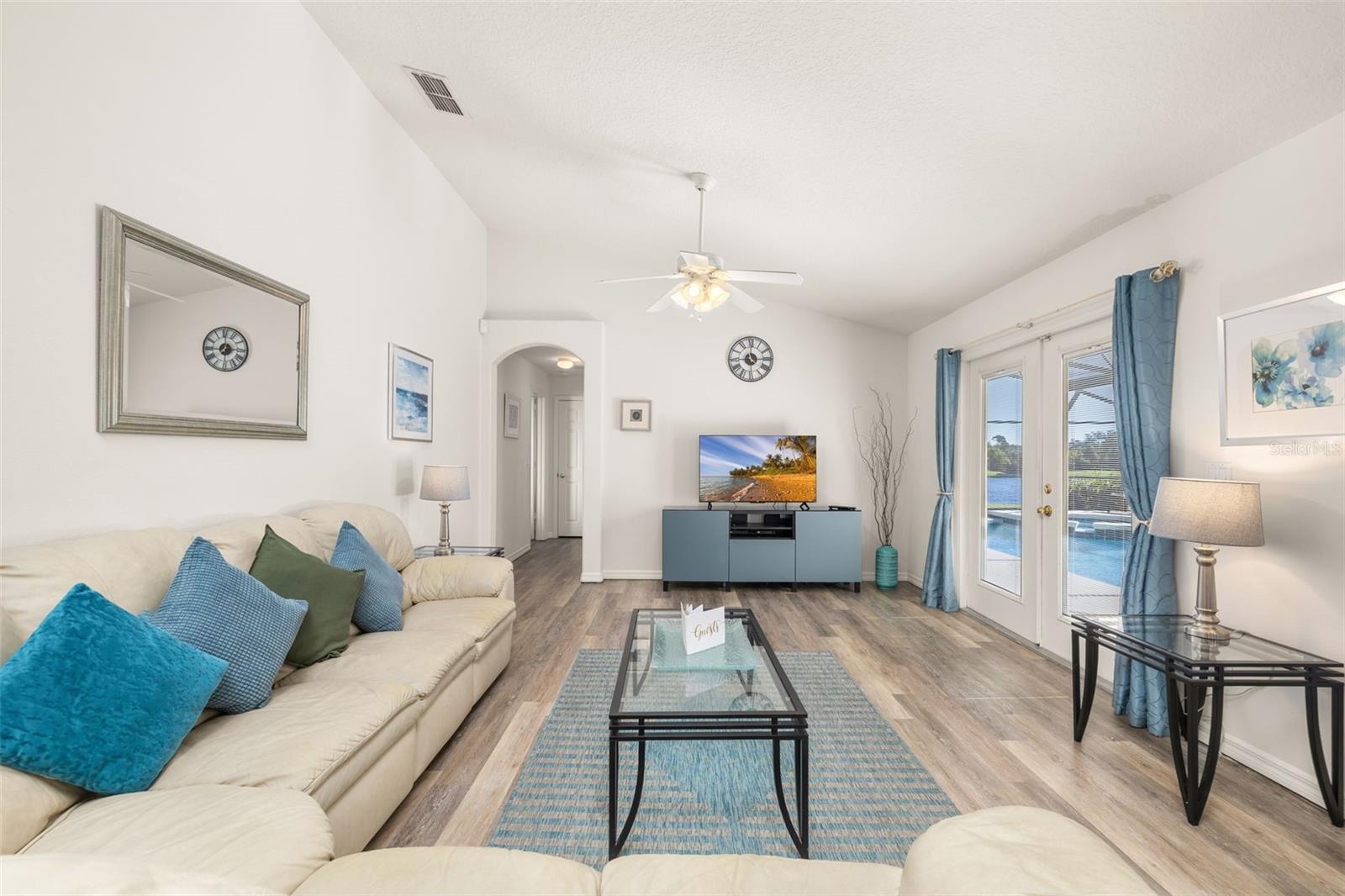 ORANGE TREE PH 04 LT 401 BEING IN 15-24-2 - Residential