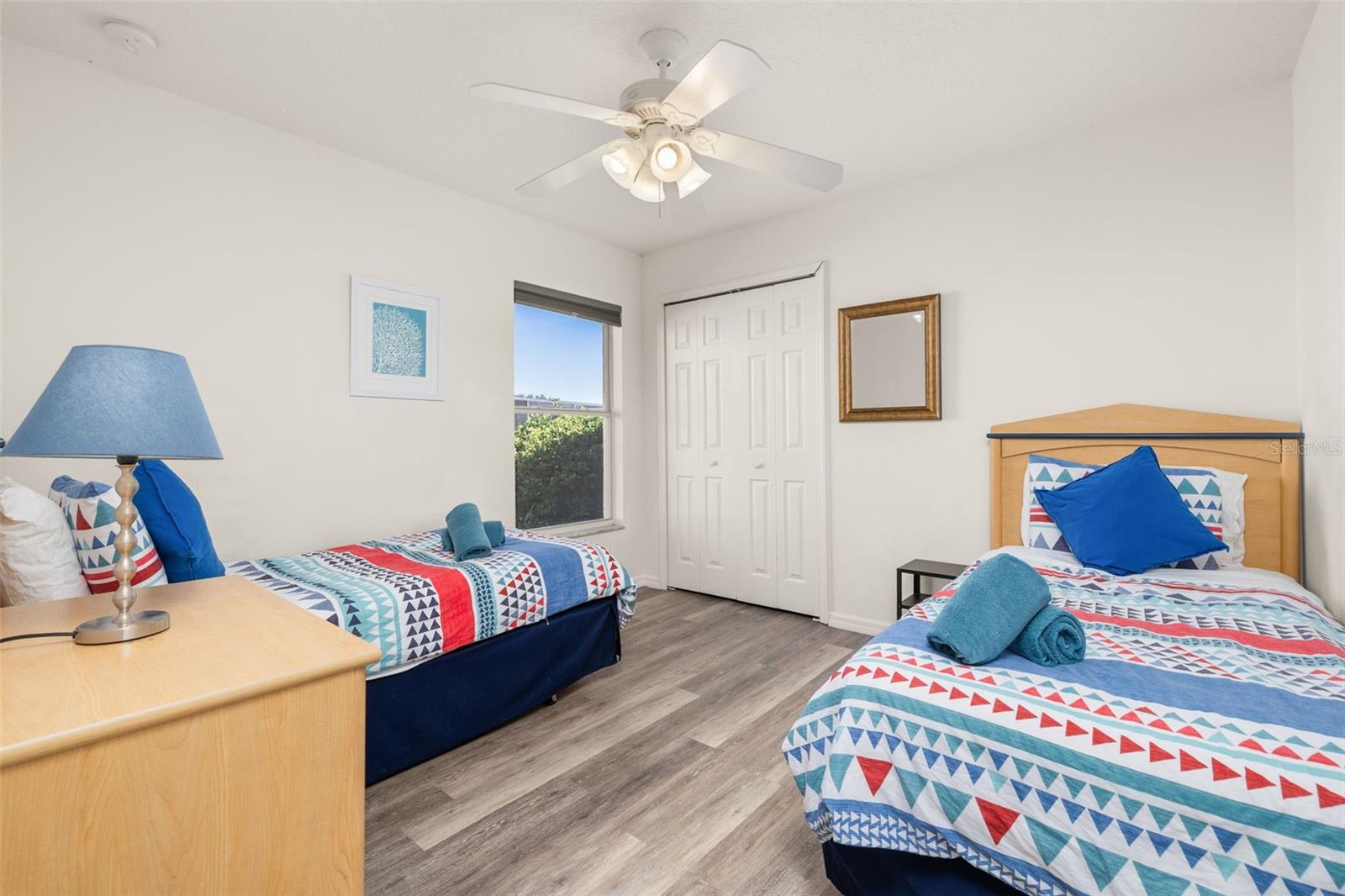 ORANGE TREE PH 04 LT 401 BEING IN 15-24-2 - Residential