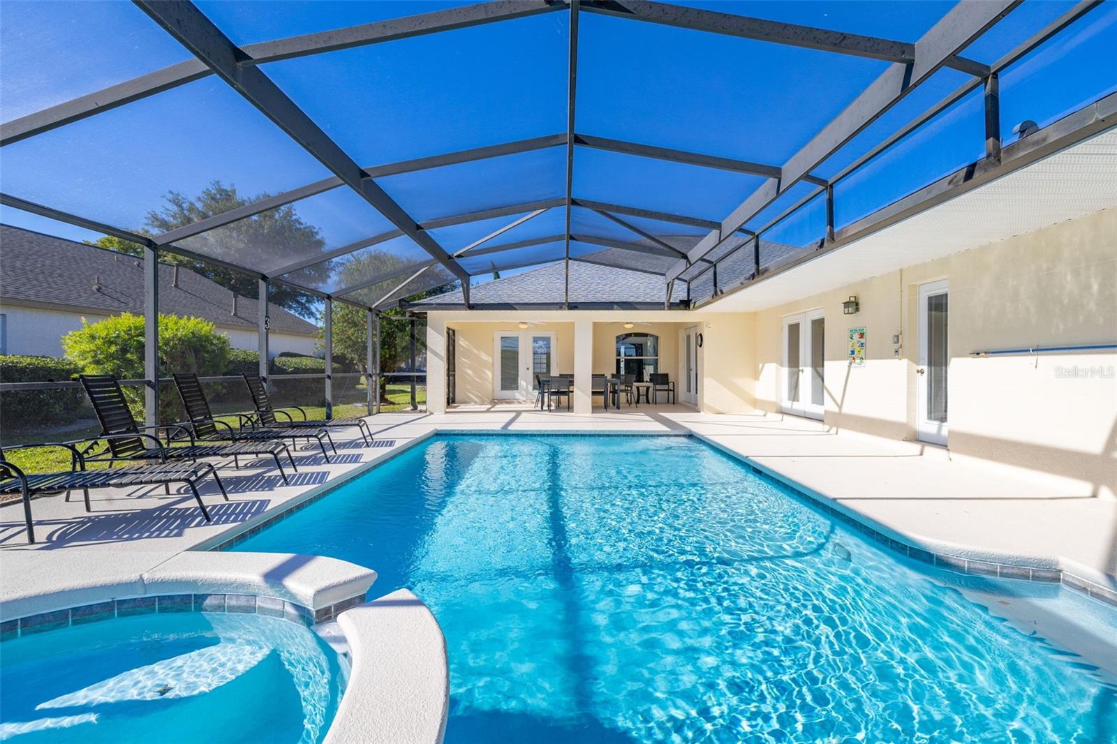 ORANGE TREE PH 04 LT 401 BEING IN 15-24-2 - Residential