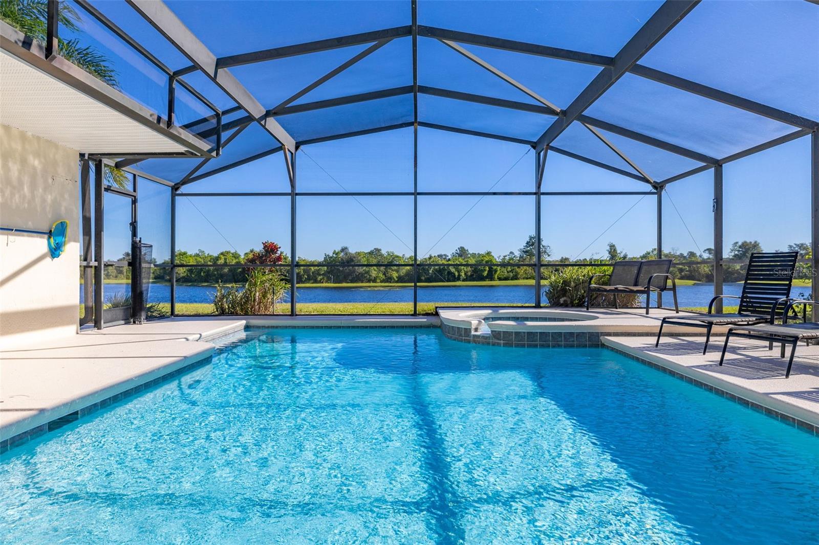 ORANGE TREE PH 04 LT 401 BEING IN 15-24-2 - Residential