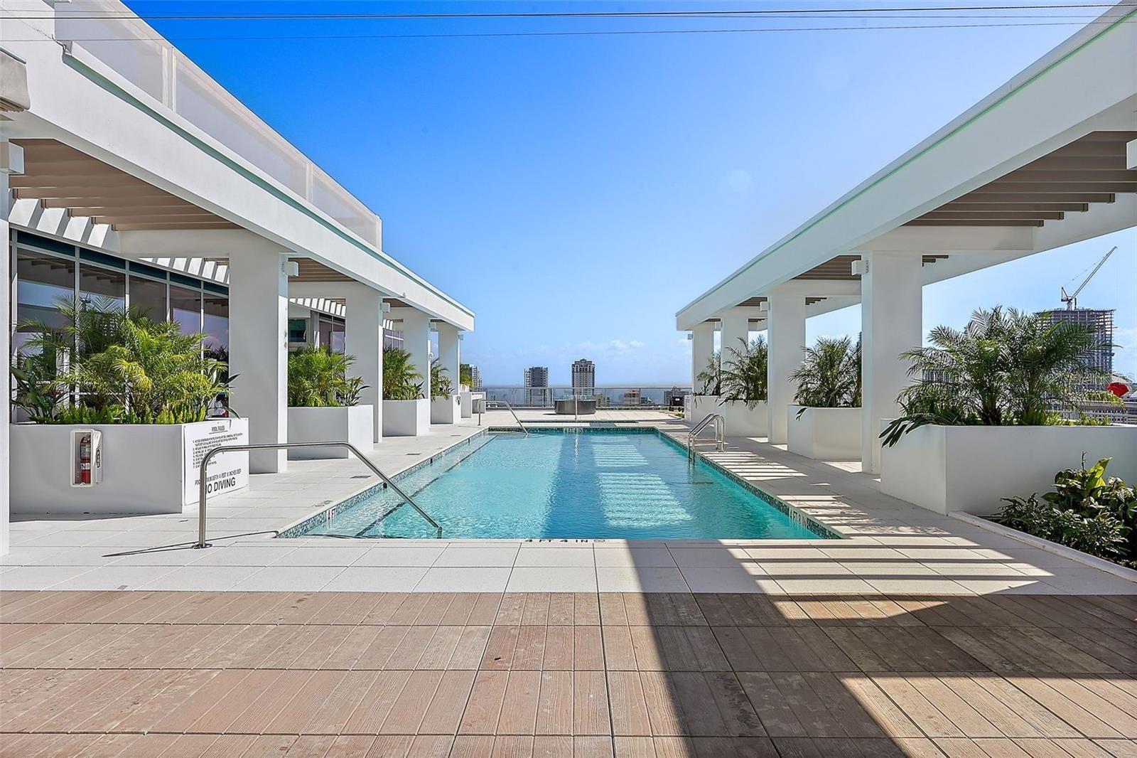 REFLECTION CONDO - Residential Lease