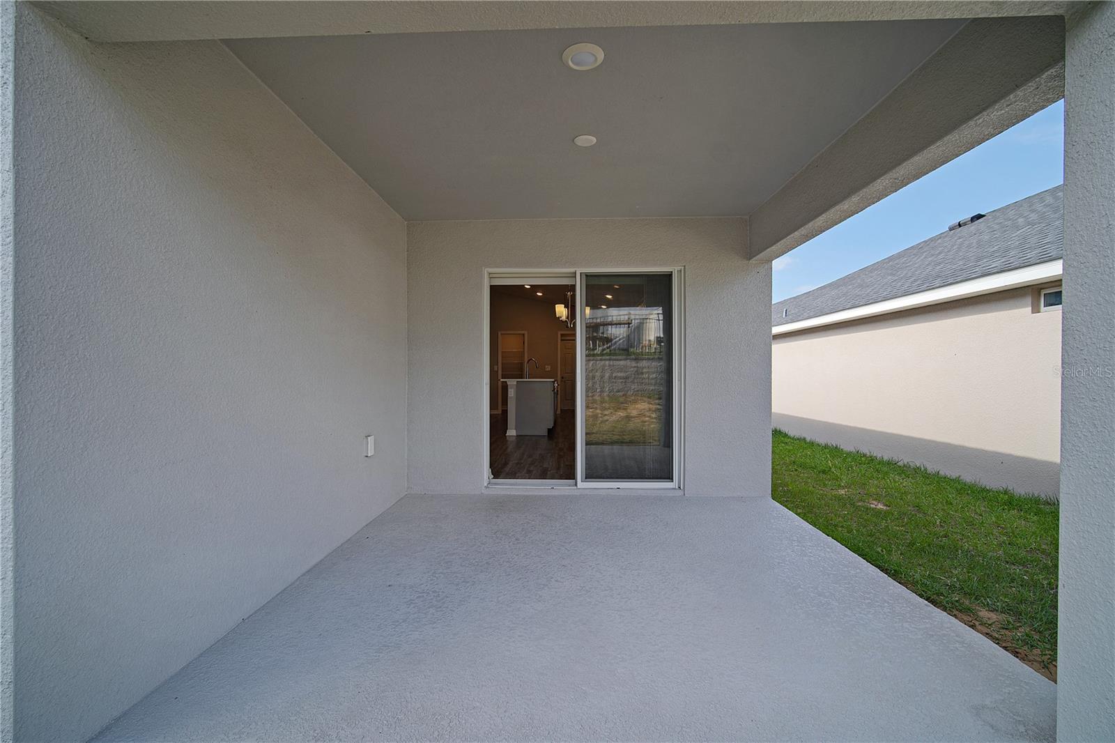 GENEVA LNDGS PH 1 - Residential Lease