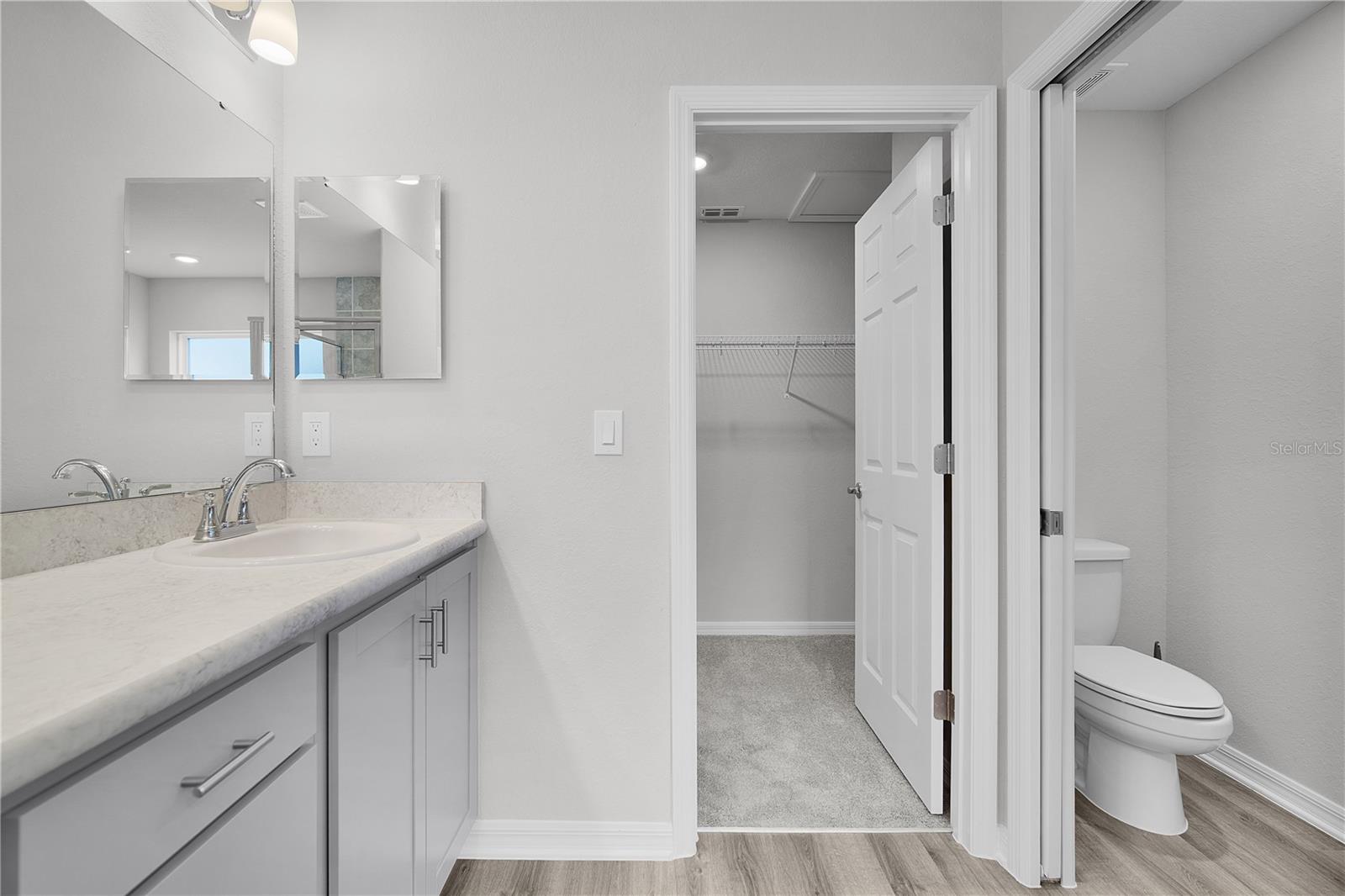 GENEVA LNDGS PH 1 - Residential Lease