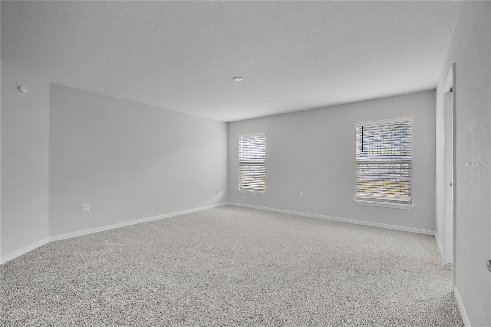 GENEVA LNDGS PH 1 - Residential Lease