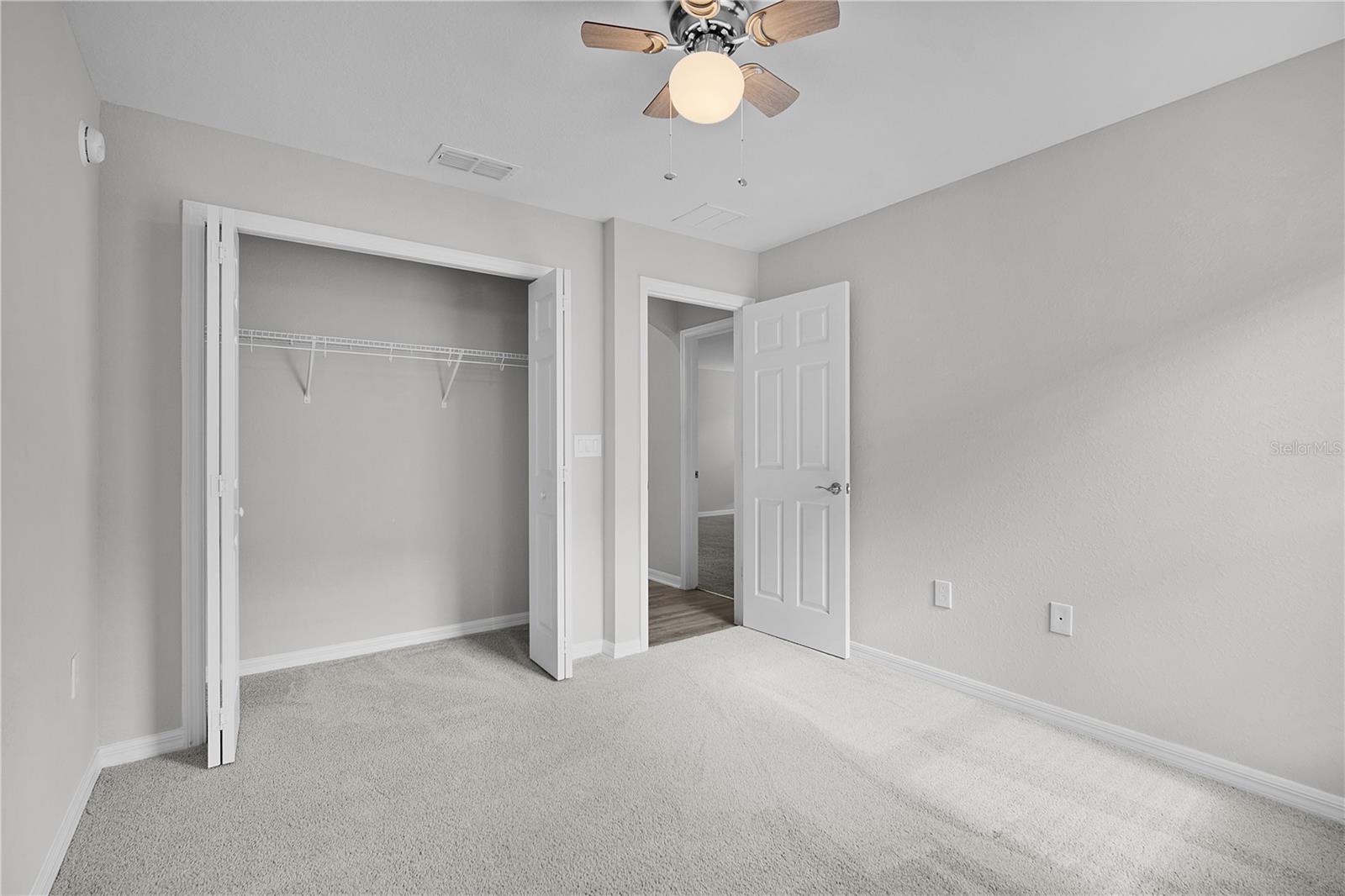 GENEVA LNDGS PH 1 - Residential Lease