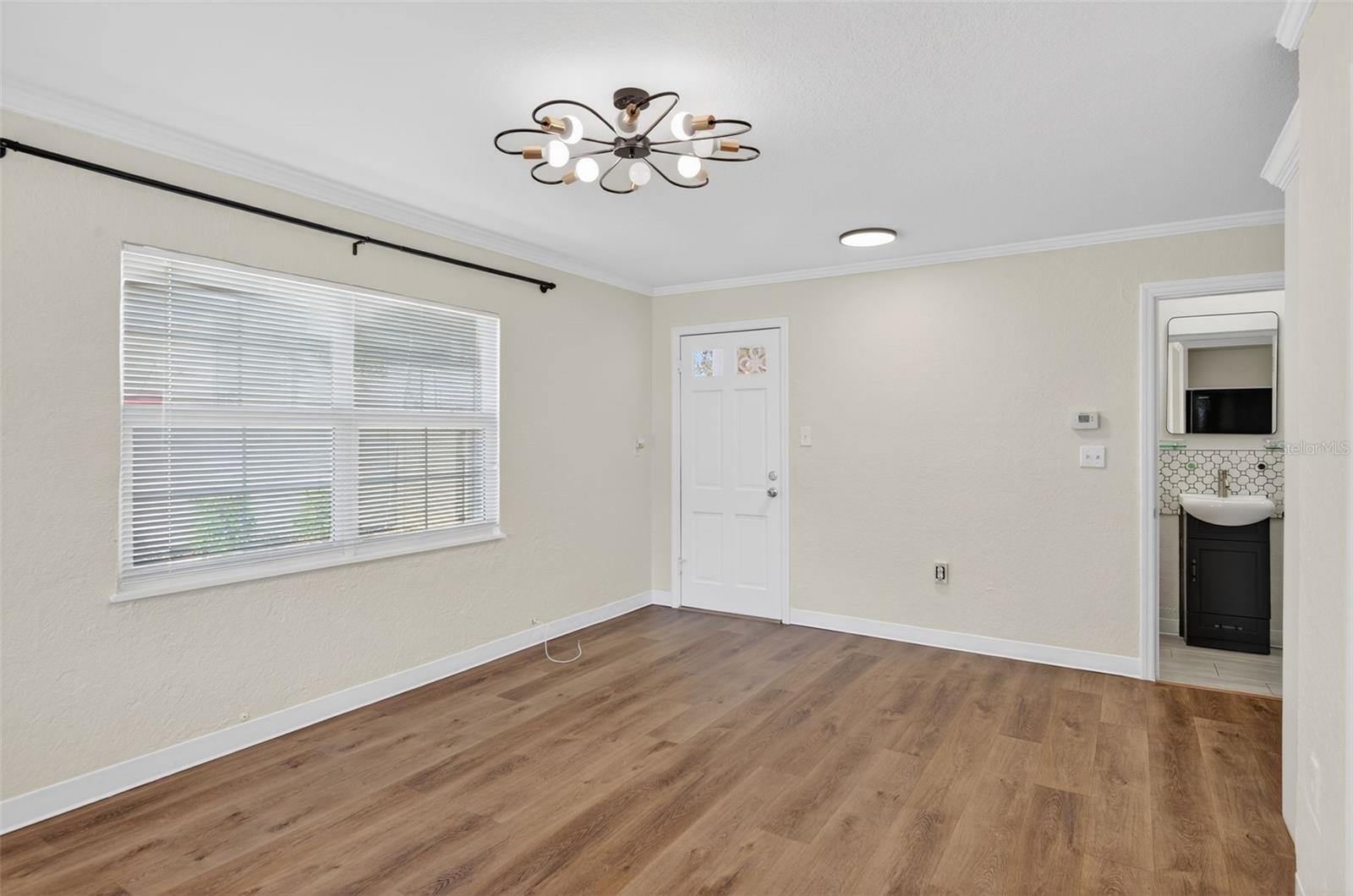 MIDWEST SUB CORR - Residential Lease