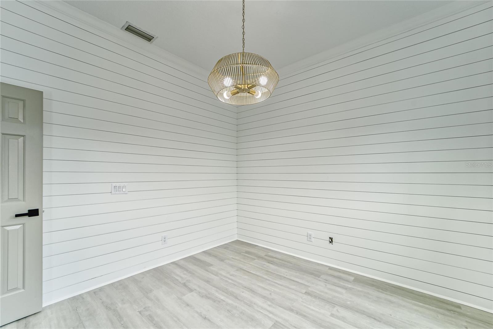 MIRABAY PH 3B-2 - Residential