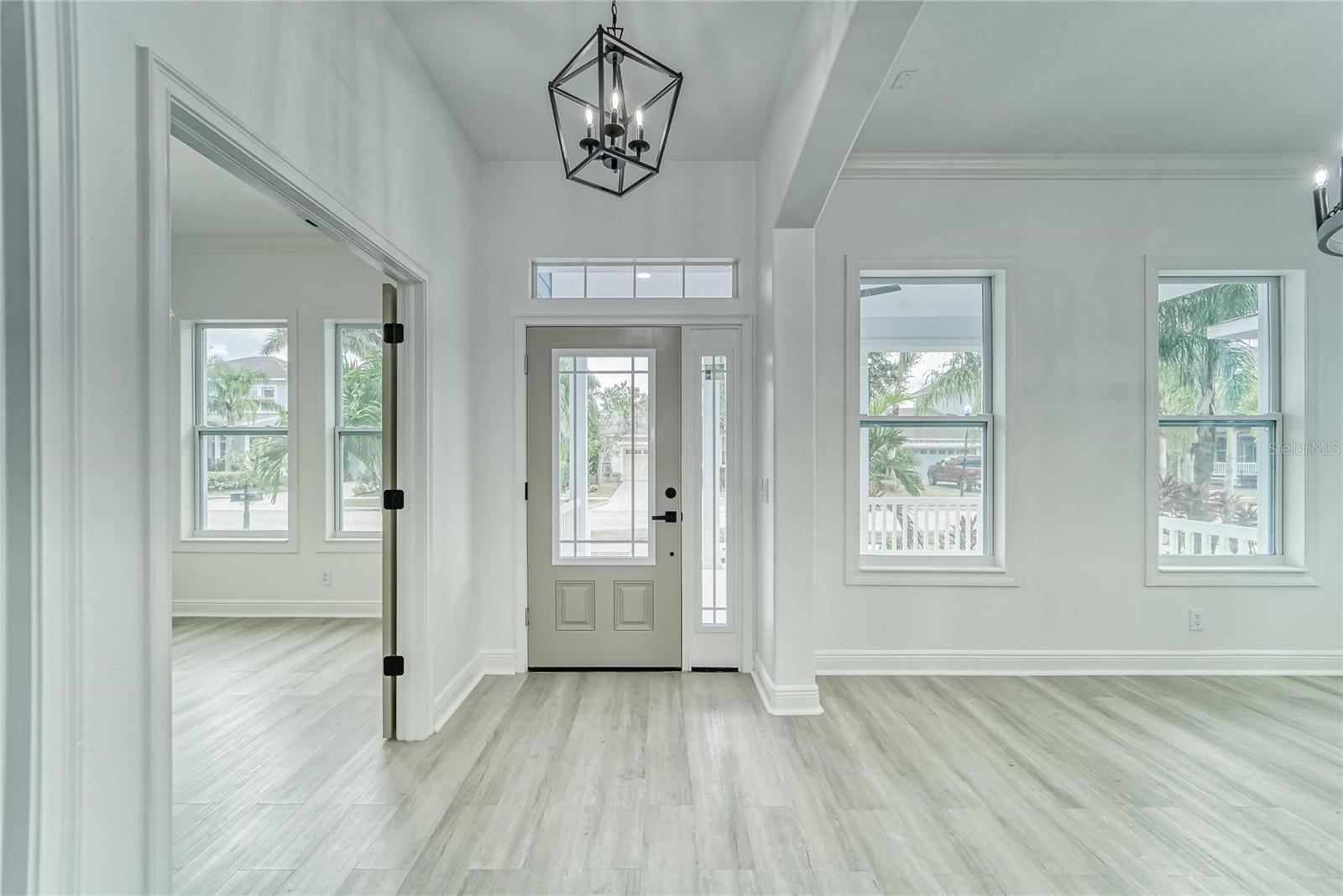 MIRABAY PH 3B-2 - Residential