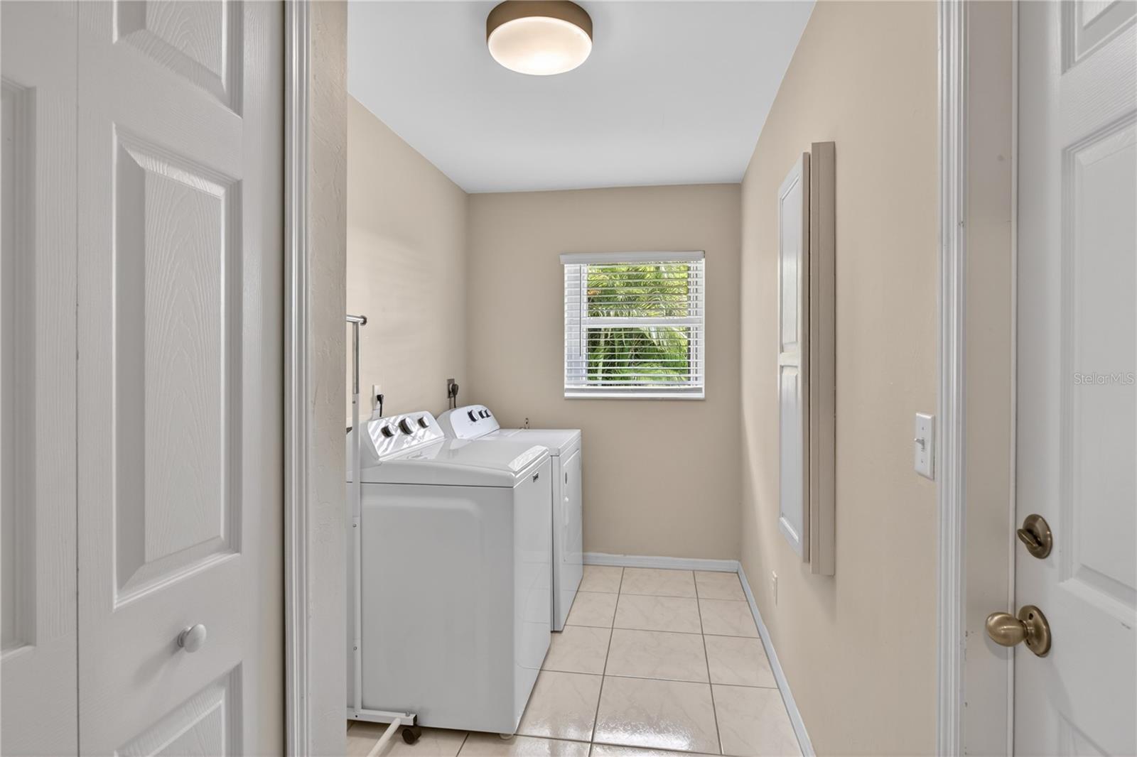 OAKMONT - Residential