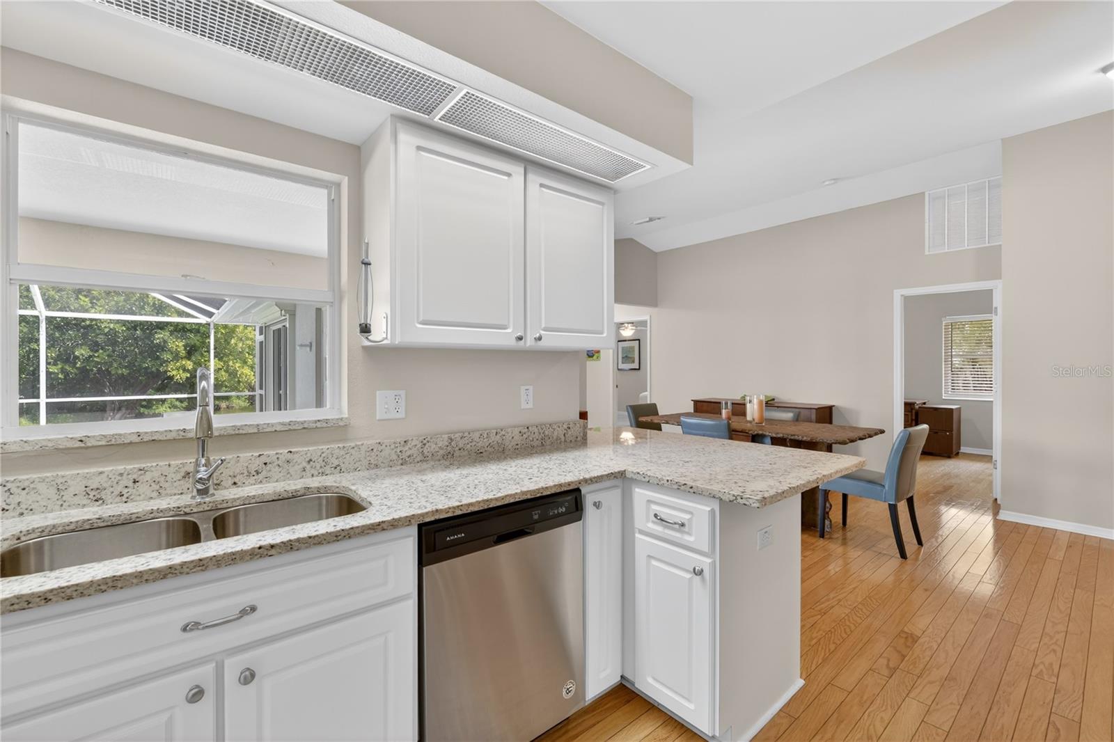 OAKMONT - Residential