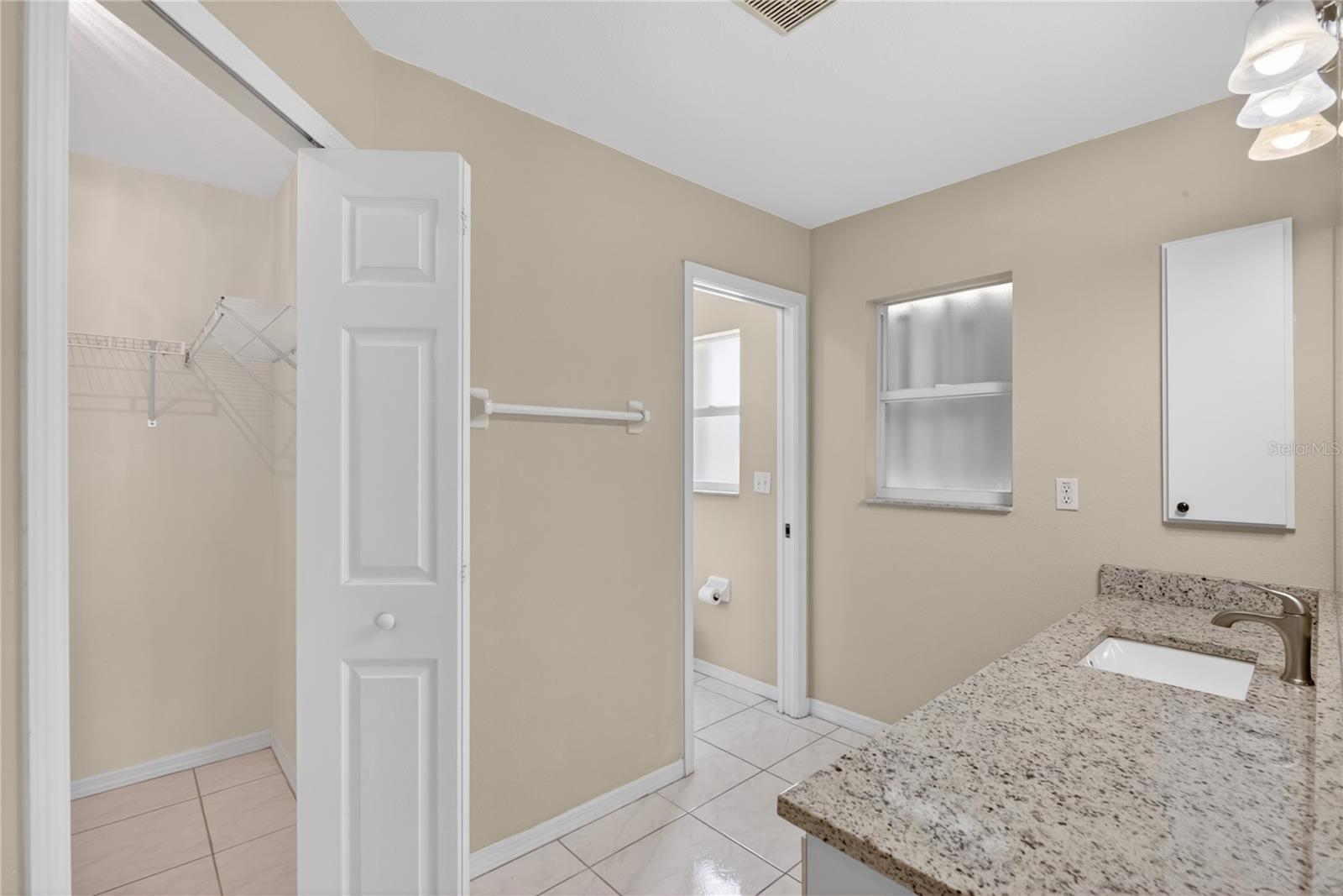 OAKMONT - Residential