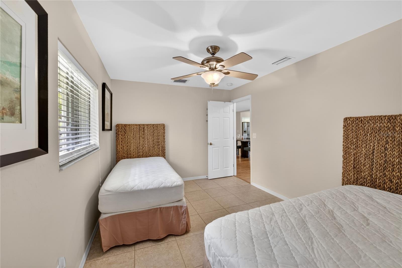 OAKMONT - Residential