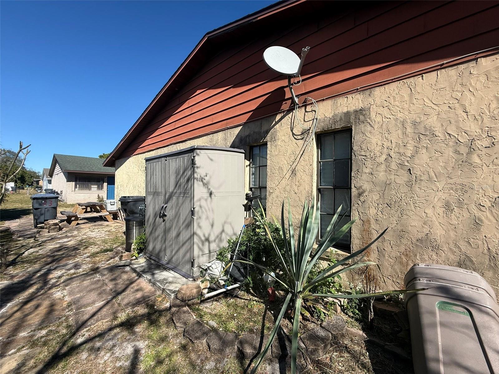 WINTER LAKE MANOR - Residential Income