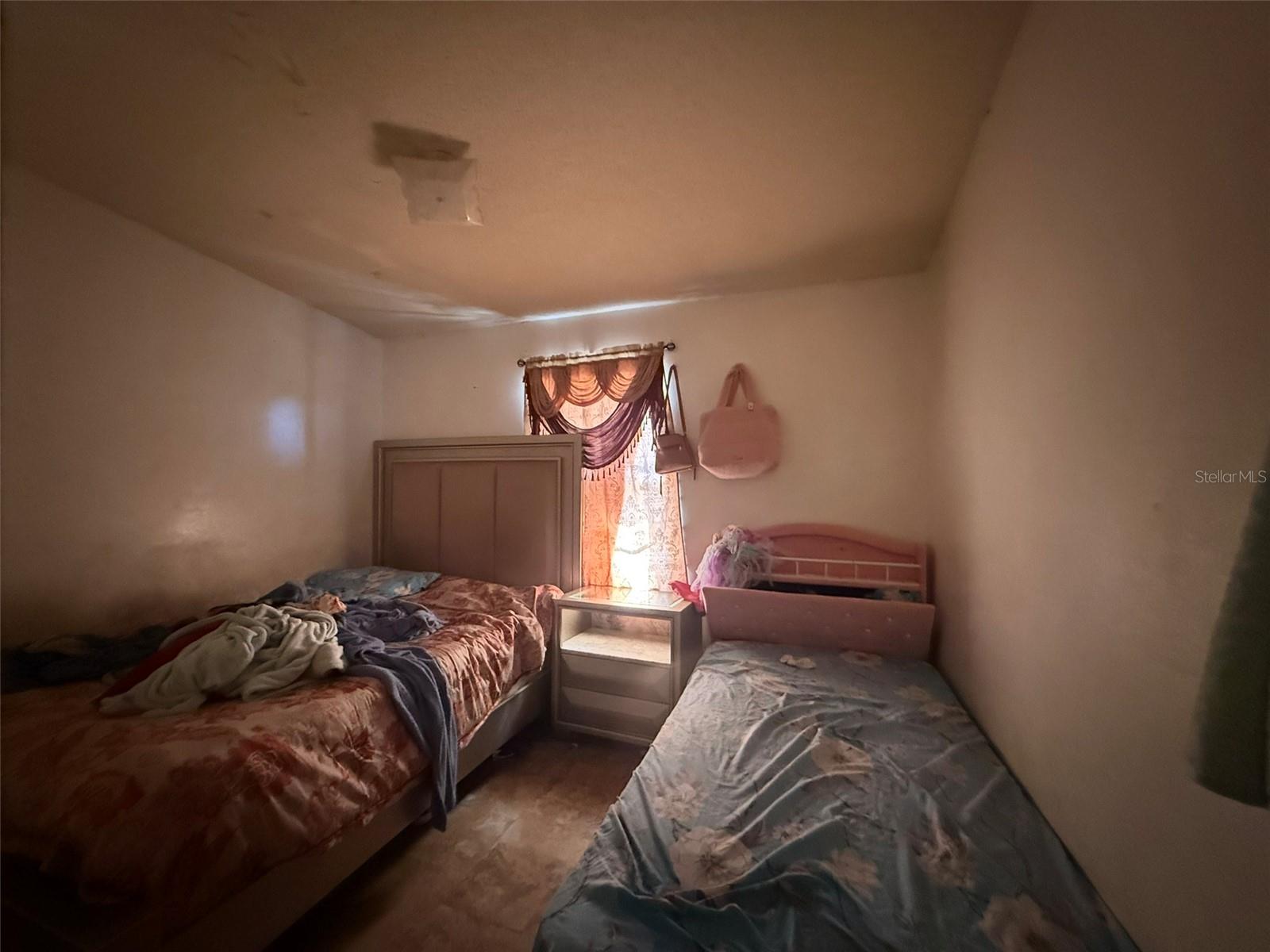 WINTER LAKE MANOR - Residential Income