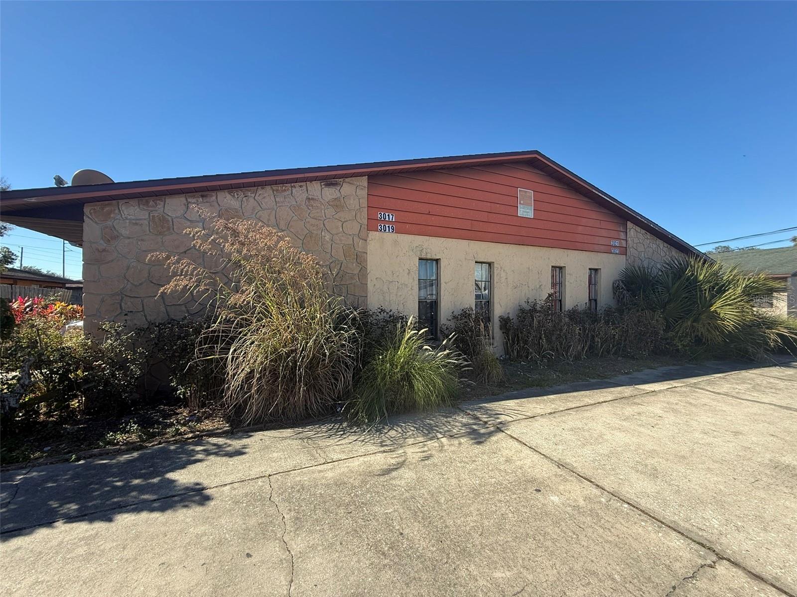 WINTER LAKE MANOR - Residential Income