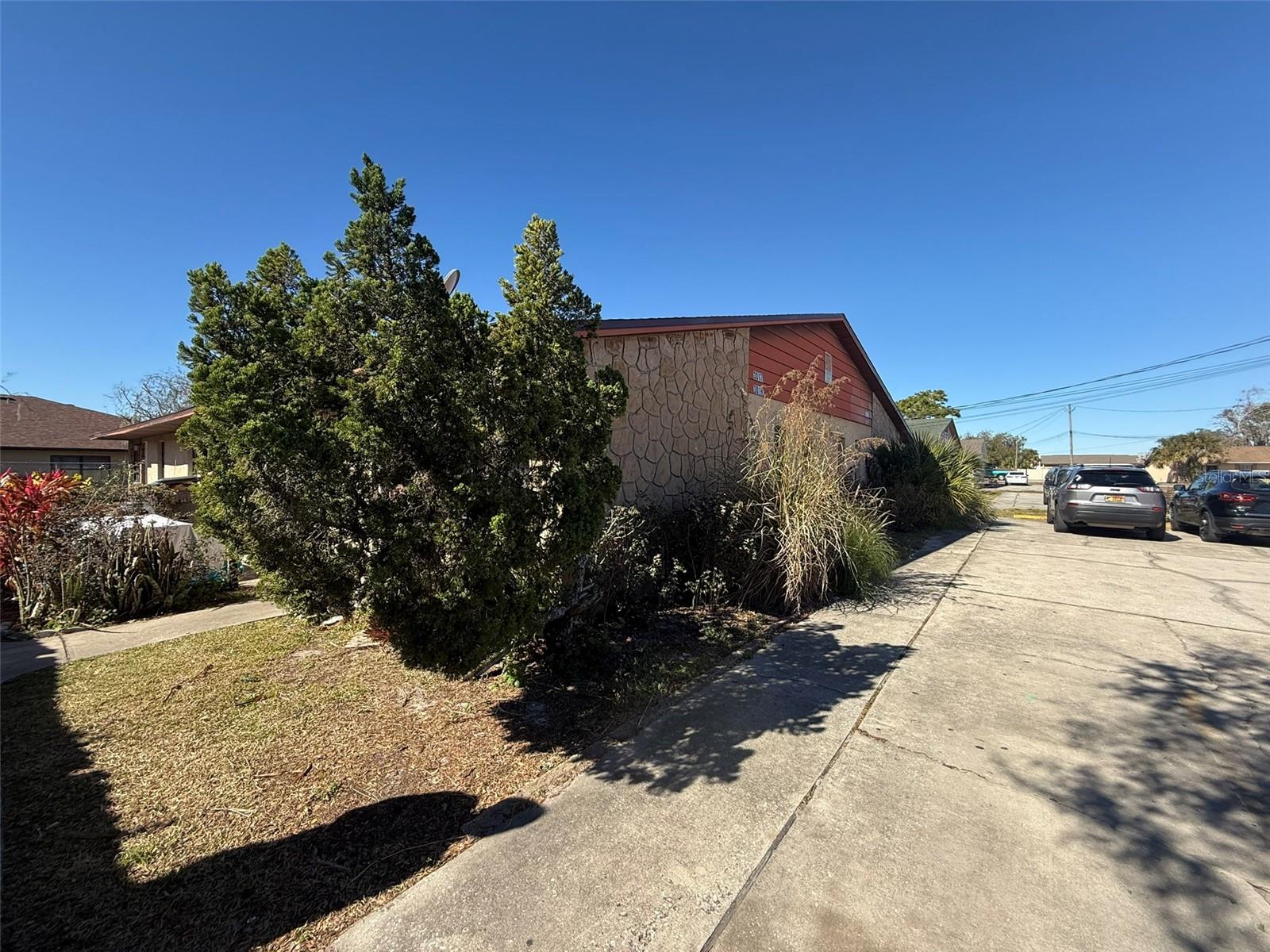 WINTER LAKE MANOR - Residential Income