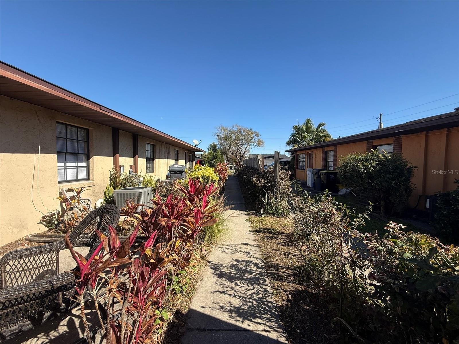 WINTER LAKE MANOR - Residential Income