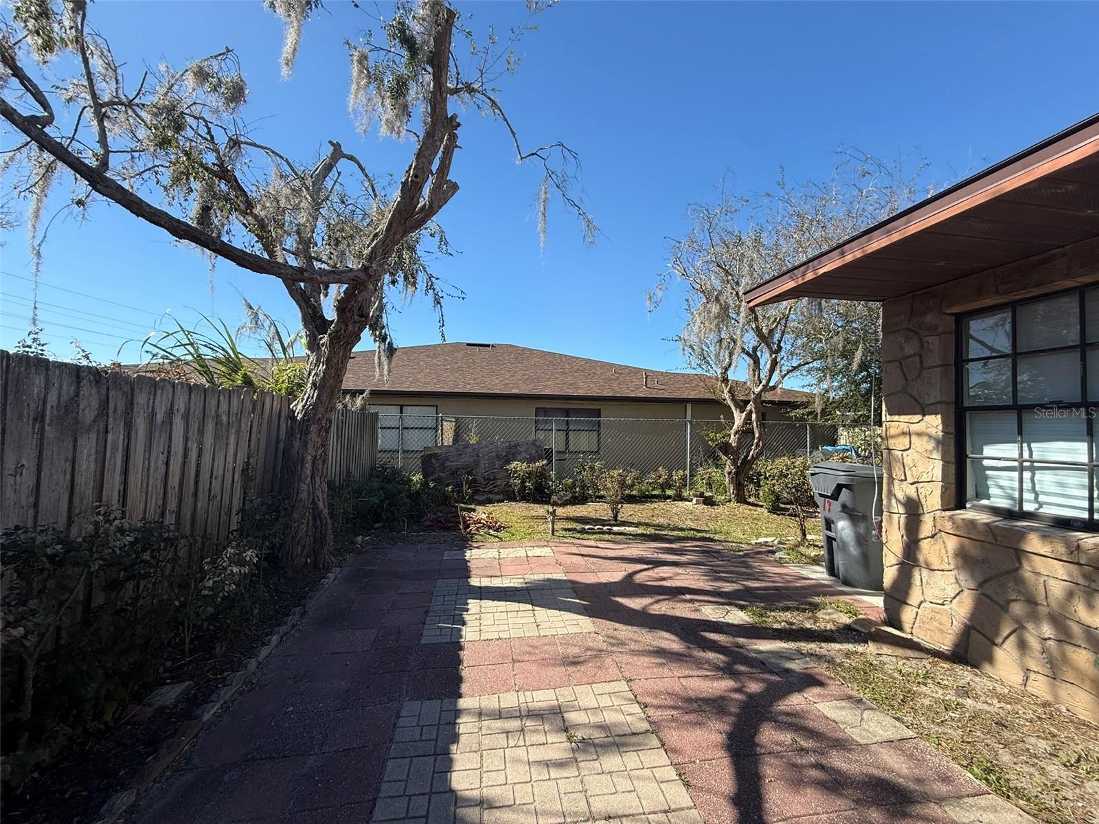 WINTER LAKE MANOR - Residential Income