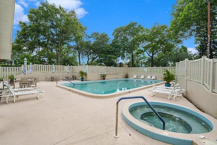 EAGLESWOOD CONDO - Residential