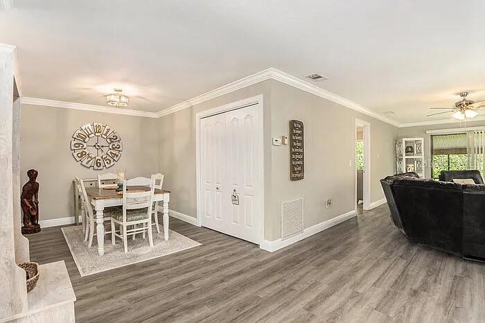 EAGLESWOOD CONDO - Residential