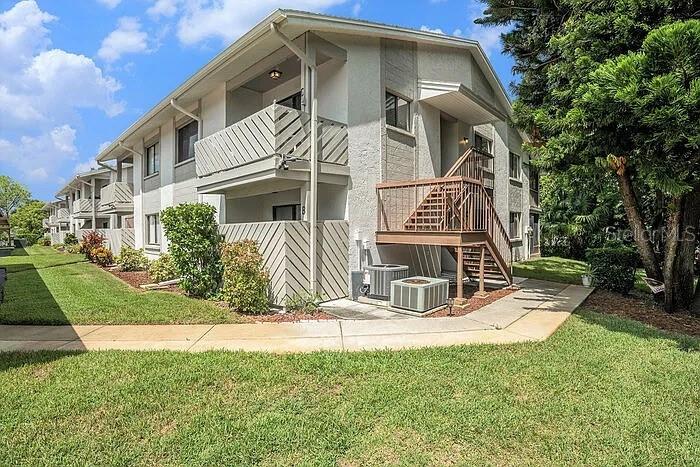 EAGLESWOOD CONDO - Residential