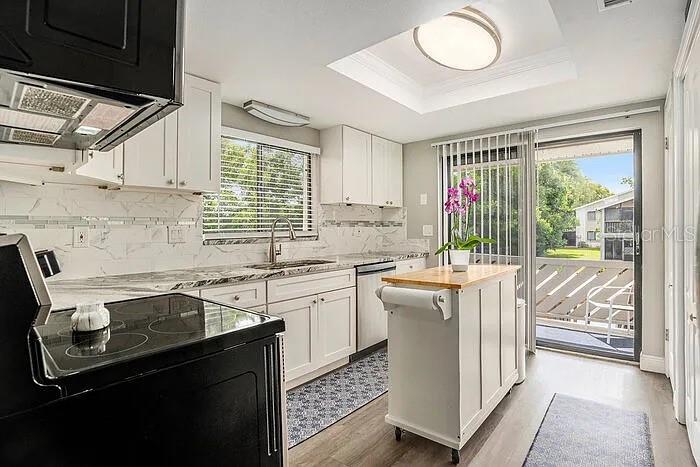 EAGLESWOOD CONDO - Residential