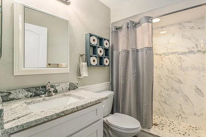 EAGLESWOOD CONDO - Residential
