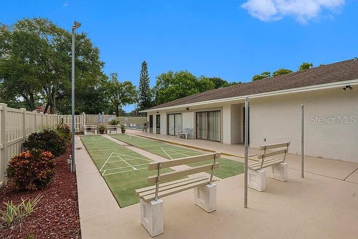 EAGLESWOOD CONDO - Residential