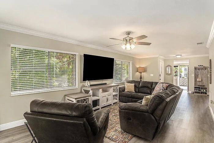 EAGLESWOOD CONDO - Residential