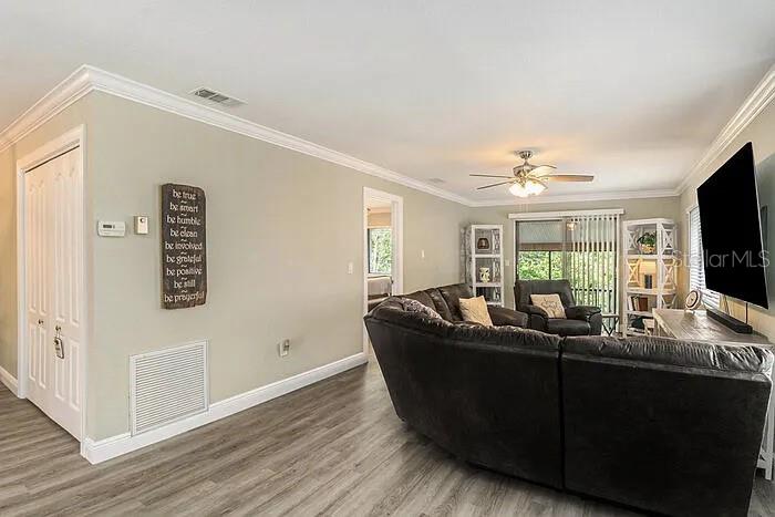 EAGLESWOOD CONDO - Residential