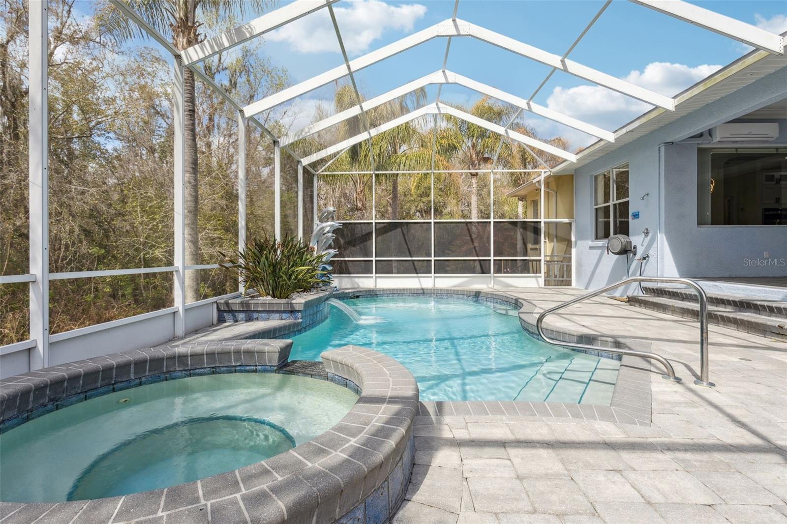 HUNTINGTON HILLS PH 05 - Residential