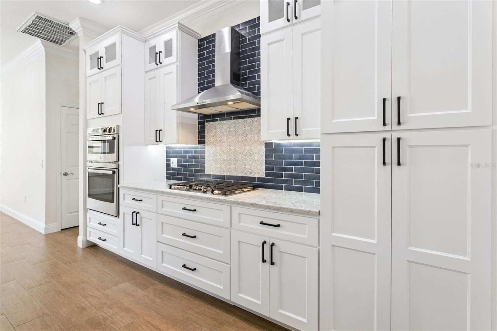 HUNTINGTON HILLS PH 05 - Residential