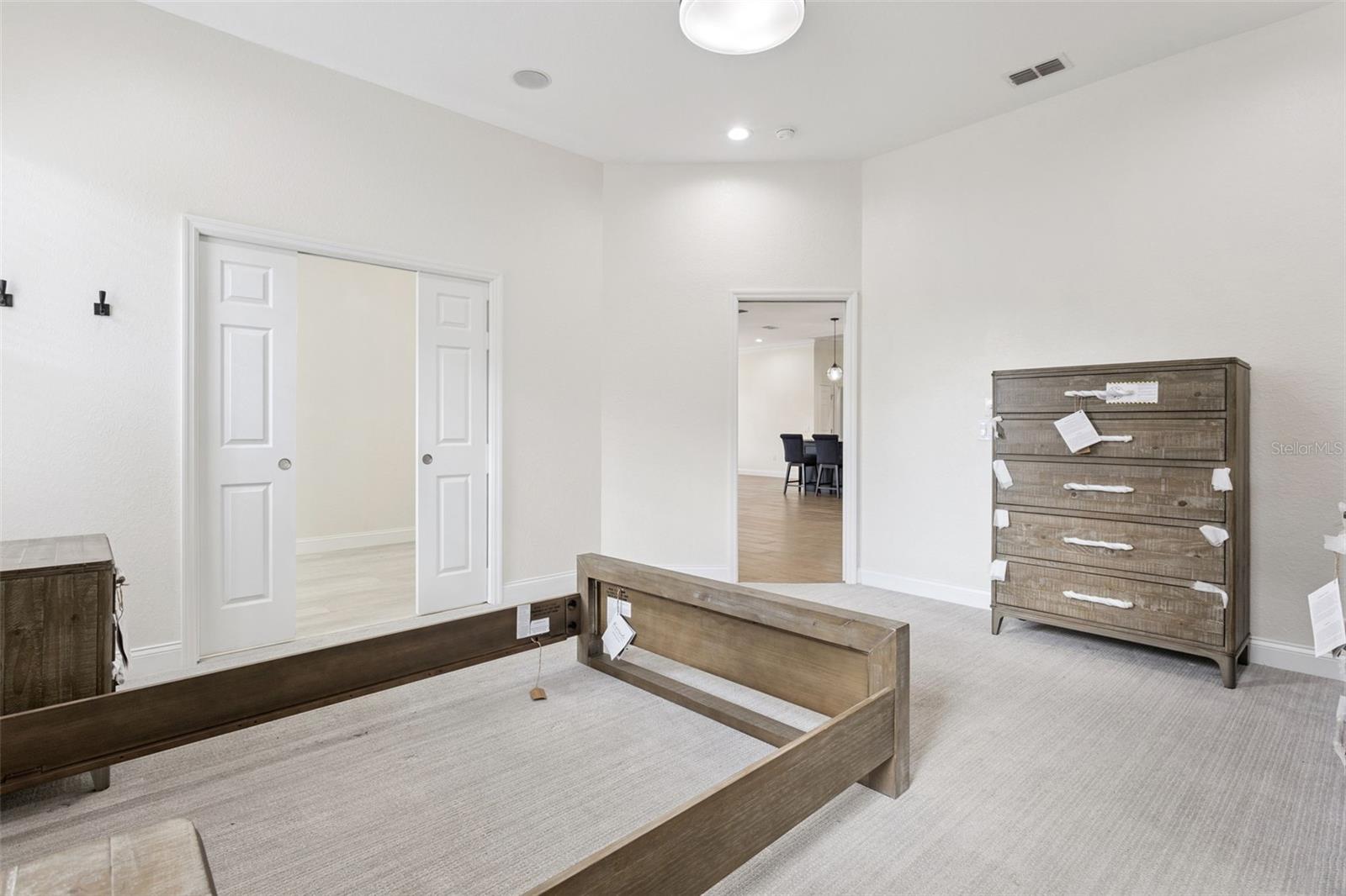 HUNTINGTON HILLS PH 05 - Residential